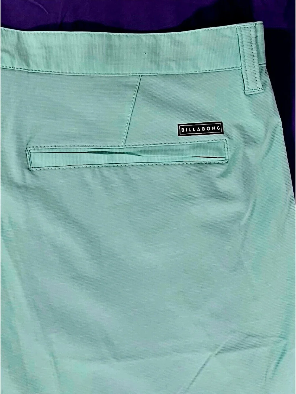 Billabong Crossfire Submersibles Men's Board Shorts. Aqua. Size 38